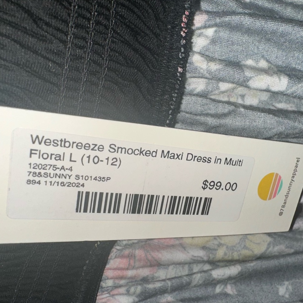 Floral Maxi Dress - Black and Pink - Picture 10 of 12